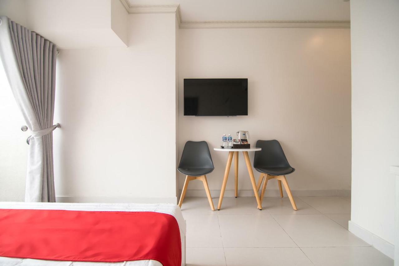 Bin Bin Hotel 4 - Near Sunrise City D7 Ho Chi Minh Zewnętrze zdjęcie