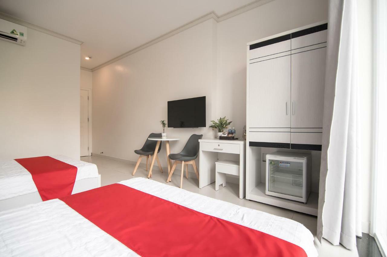 Bin Bin Hotel 4 - Near Sunrise City D7 Ho Chi Minh Zewnętrze zdjęcie