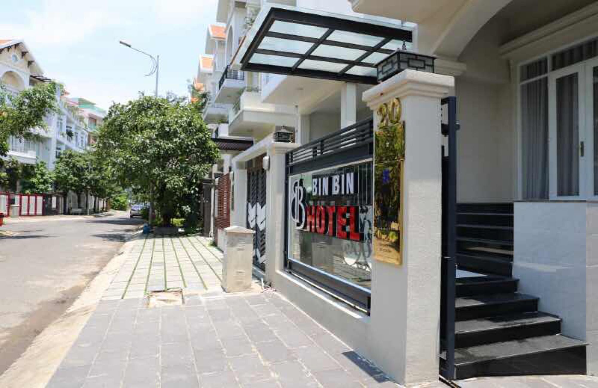Bin Bin Hotel 4 - Near Sunrise City D7 Ho Chi Minh Zewnętrze zdjęcie