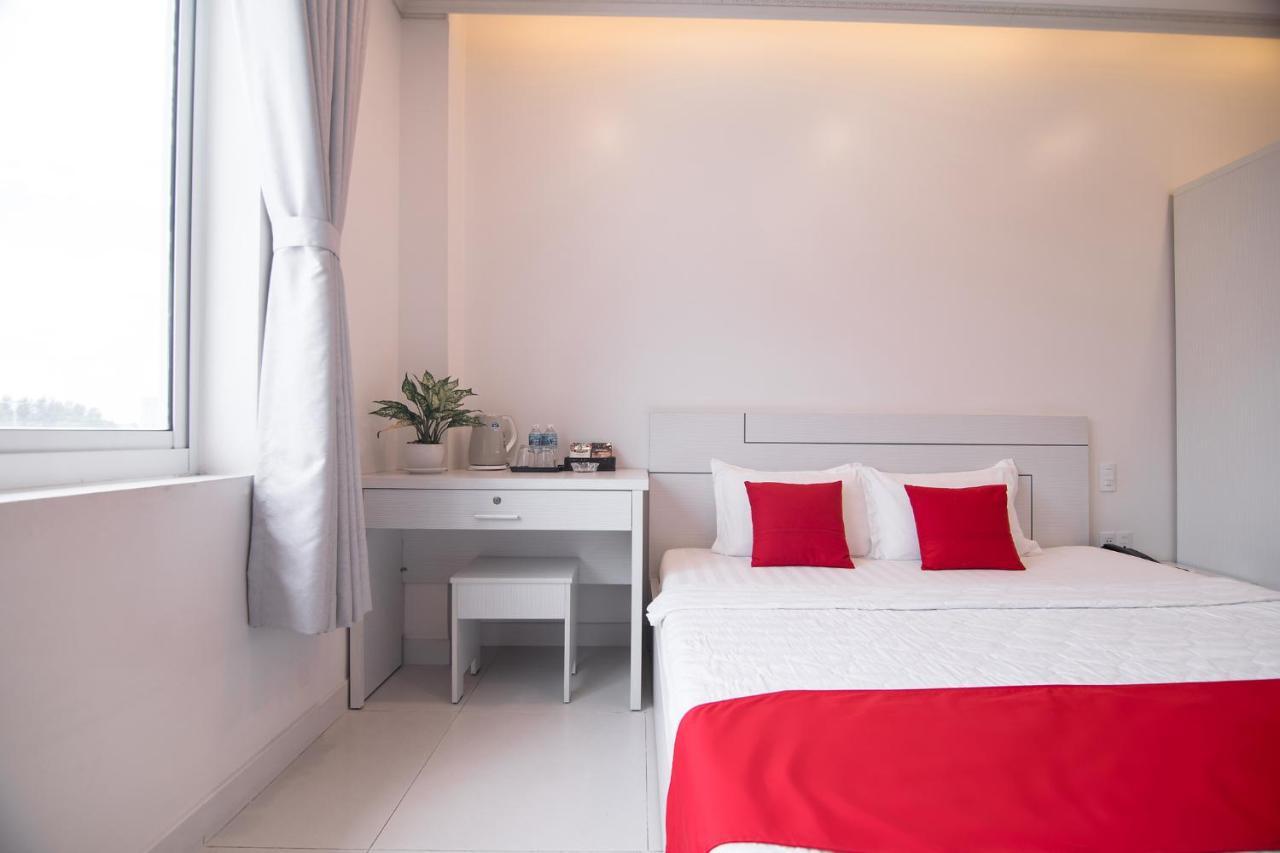 Bin Bin Hotel 4 - Near Sunrise City D7 Ho Chi Minh Zewnętrze zdjęcie